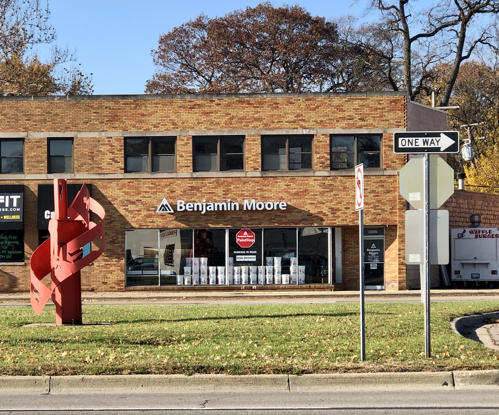 Benjamin Moore Paint Stop in Ferndale