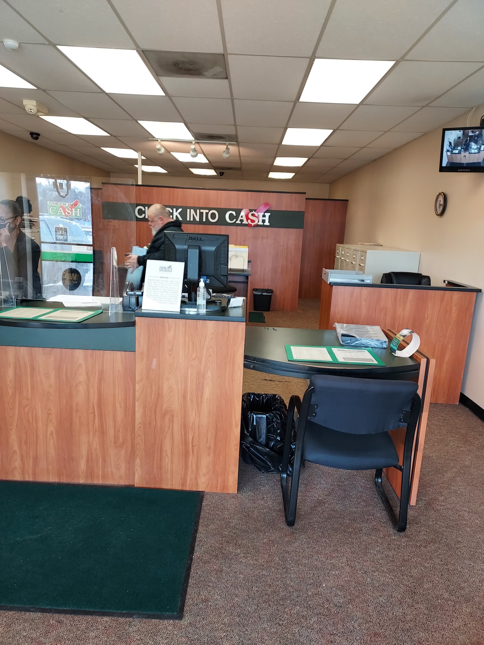 Check Into Cash in Ferndale