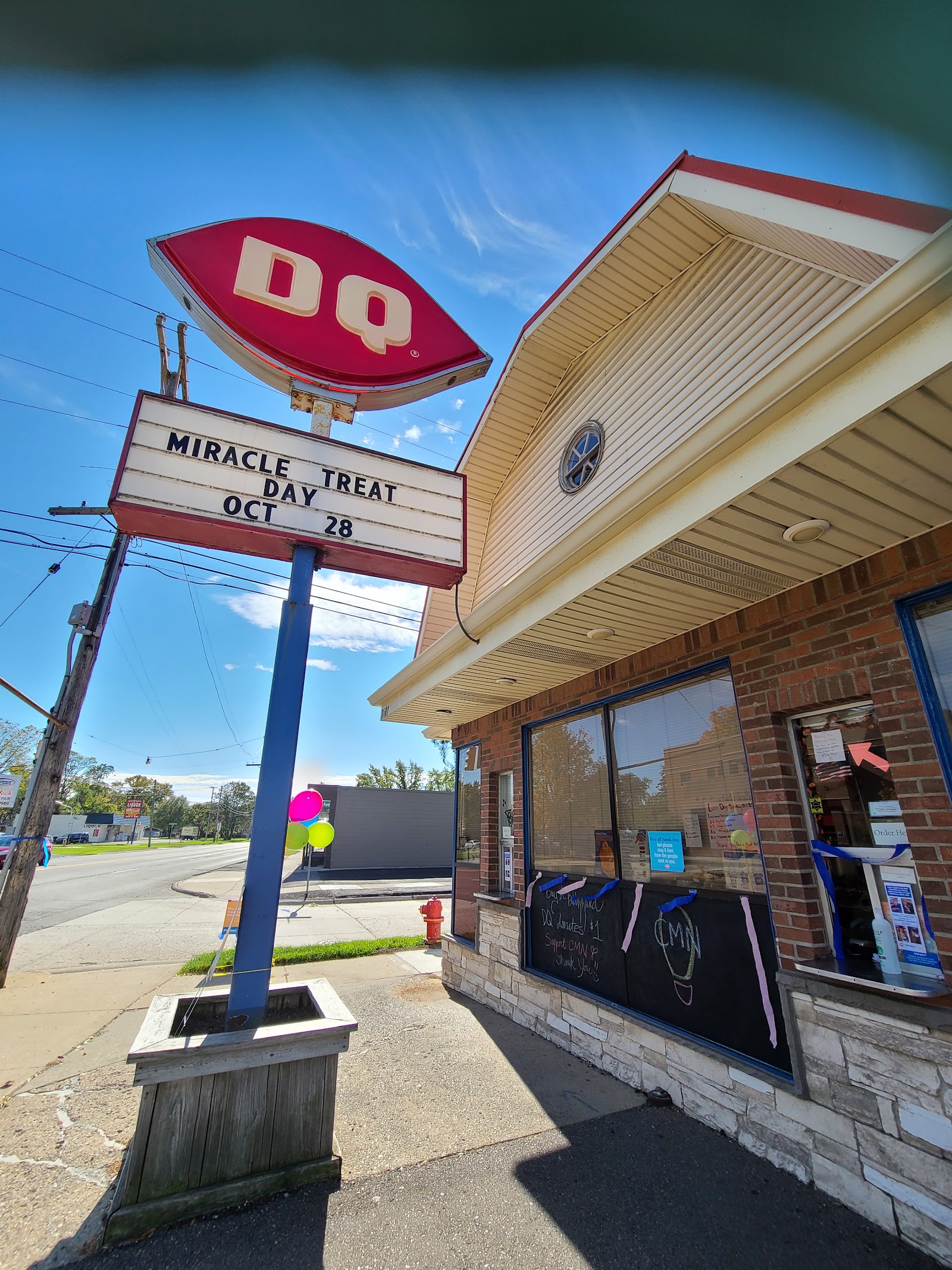 Dairy Queen Store — photo