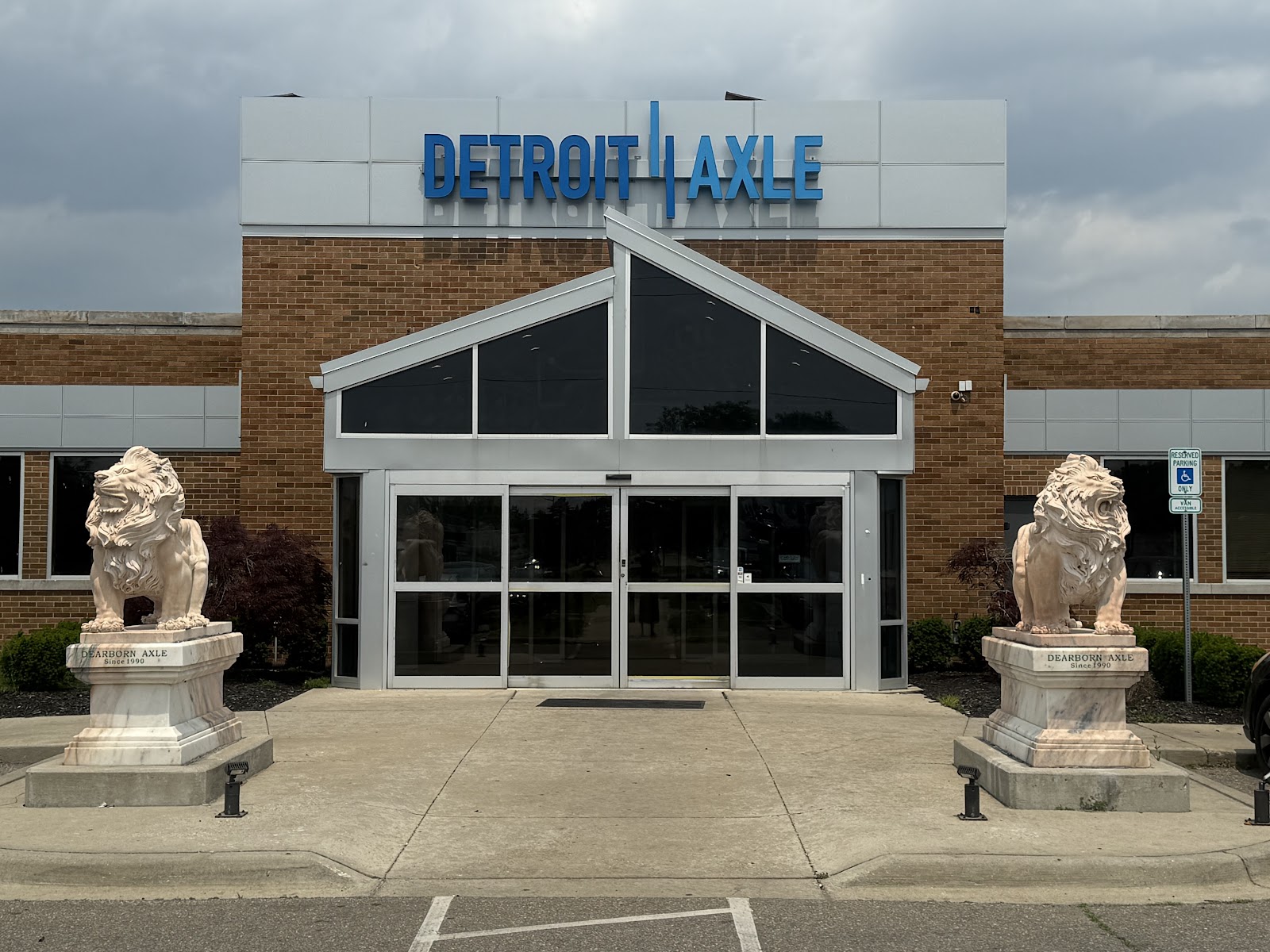 Detroit Axle — photo