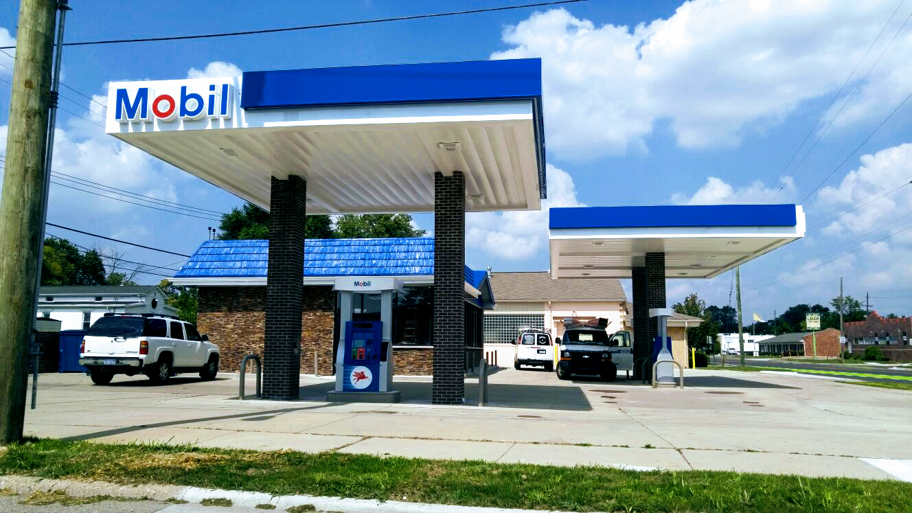 Hilton Mobil — photo