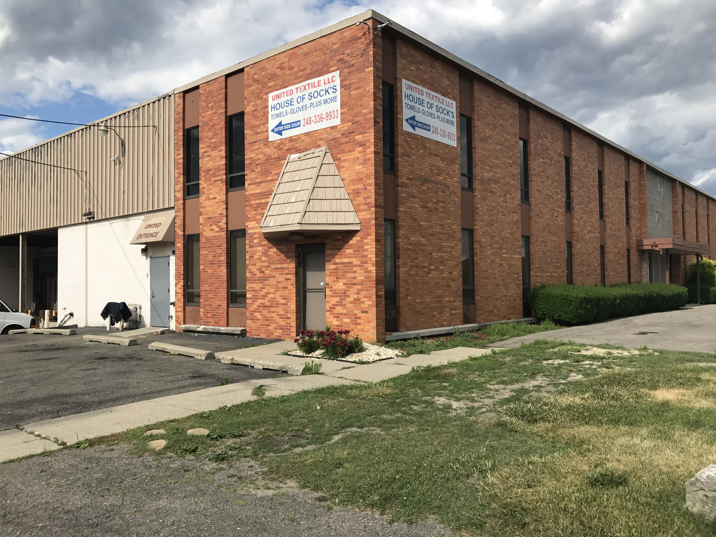 United Textile Wholesale — photo